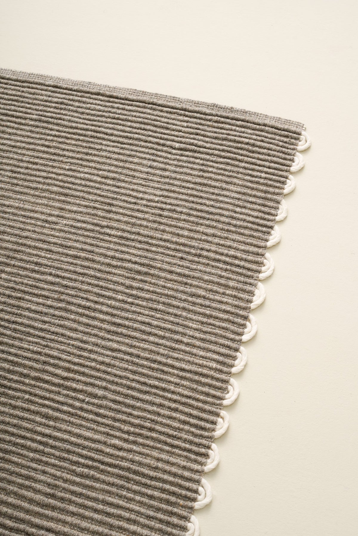 SCHÖNER WOHNEN-Kollektion Teppich OMIRA, Dunkelgrau, Raumbild Detail