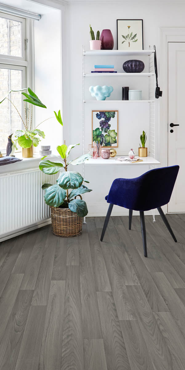 Tamlinino Eiche Anthrazit – Vinylboden von der Rolle | Raumansicht