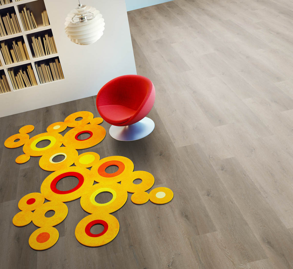Tralinano Eiche Natur Klickvinyl – Raumbeispiel 3