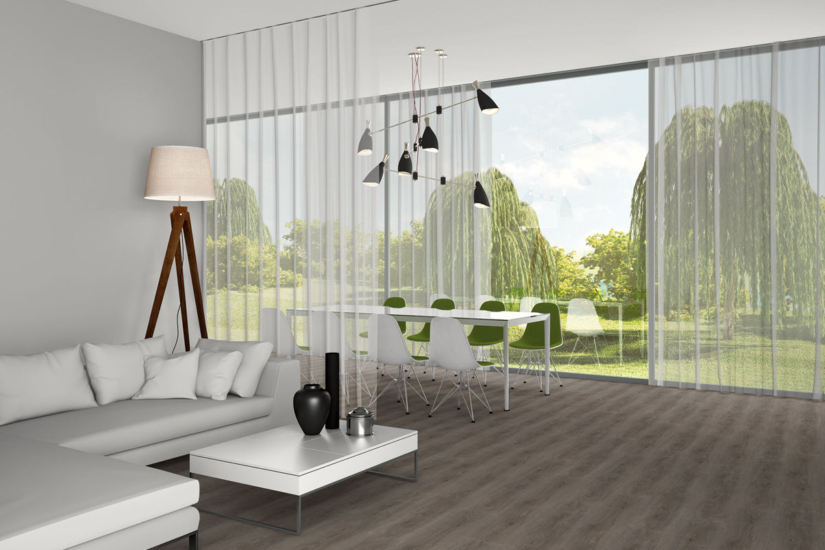 Urlano Eiche Graphit Klickvinyl – Raumbeispiel (Farbe kann abweichen)
