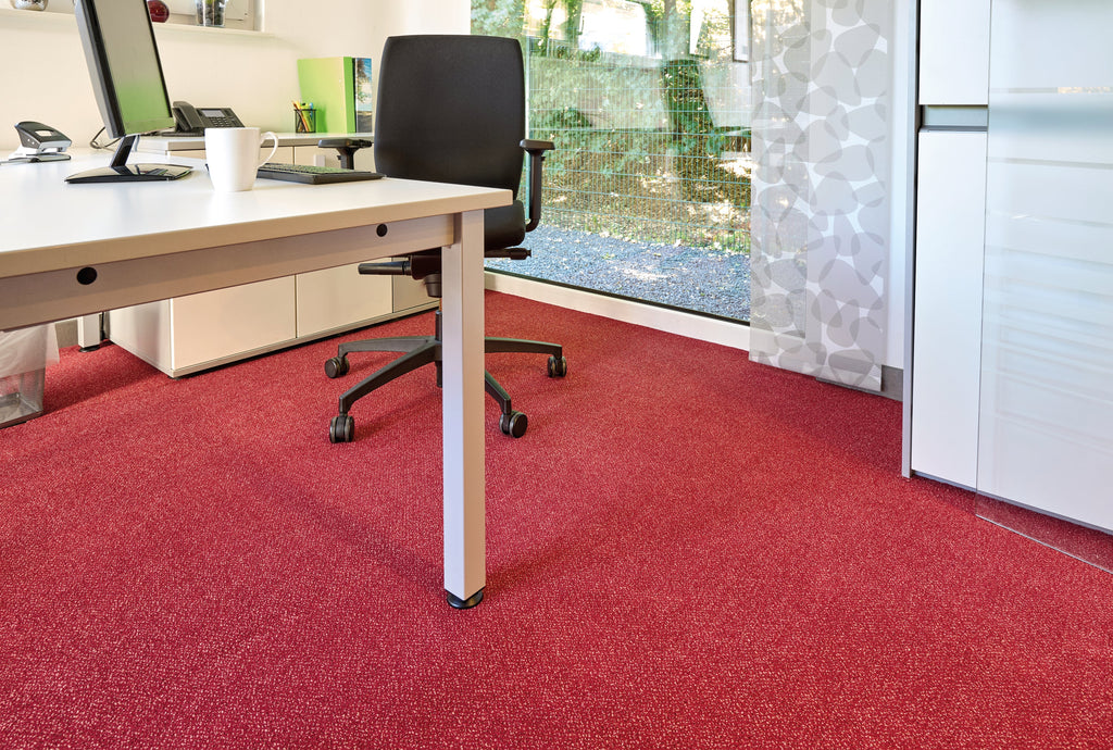 Vorwerk Alexis Teppich nach Maß | Farbe: Weinrot (1P10) | Raumansicht 2